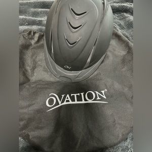 Ovation deluxe schooler equestrian helmet